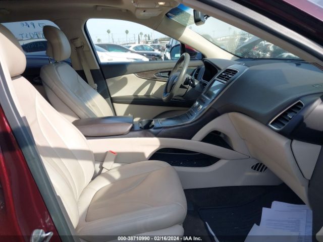 2LMPJ6KR4JBL14275 Lincoln Mkx Select