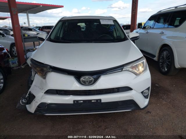 2T3WFREV9JW456836 Toyota Rav4 Adventure/xle