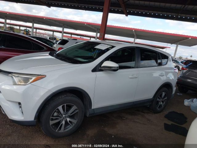 2T3WFREV9JW456836 Toyota Rav4 Adventure/xle