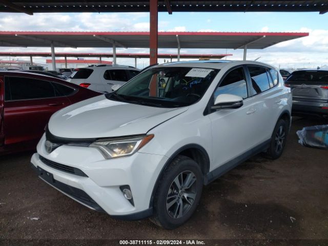 2T3WFREV9JW456836 Toyota Rav4 Adventure/xle