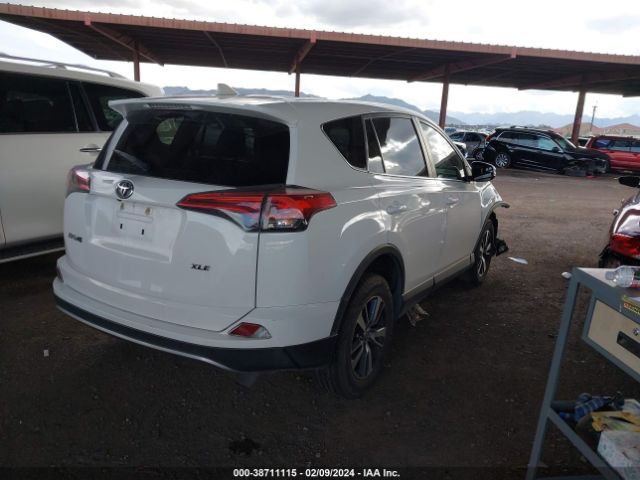 2T3WFREV9JW456836 Toyota Rav4 Adventure/xle