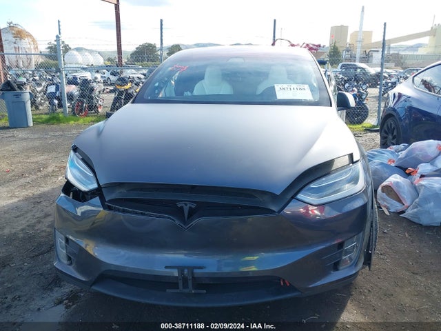 5YJXCDE29JF101466 Tesla Model X 100d/75d/p100d