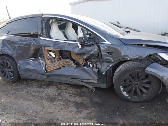 5YJXCDE29JF101466 Tesla Model X 100d/75d/p100d