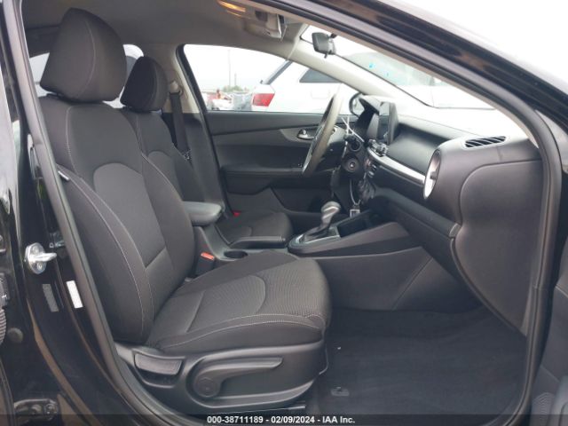 3KPF24AD5ME368717 KIA Forte Lxs