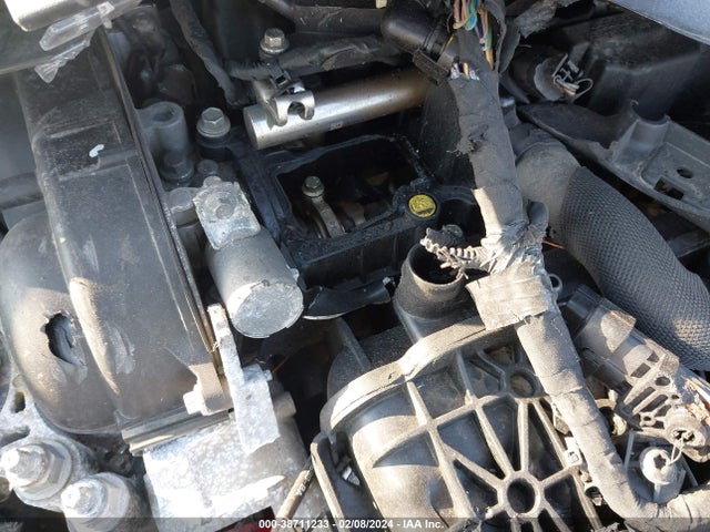 1FMCU9GD8JUD08246 Ford ESCAPE SE