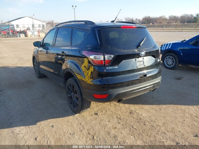 1FMCU9GD8JUD08246 Ford ESCAPE SE