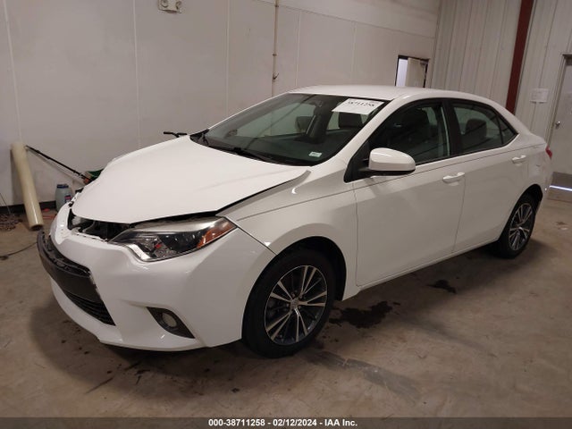 Toyota Corolla Le Plus 2016 5YFBURHE6GP478683 Image 2