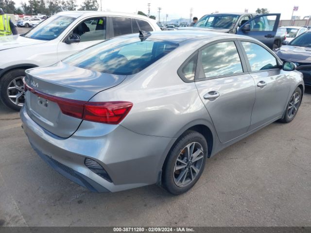 3KPF24AD6PE519939 KIA Forte Lxs
