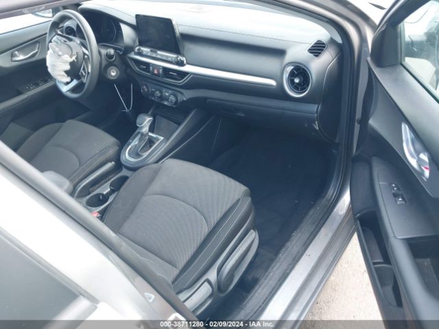 3KPF24AD6PE519939 KIA Forte Lxs