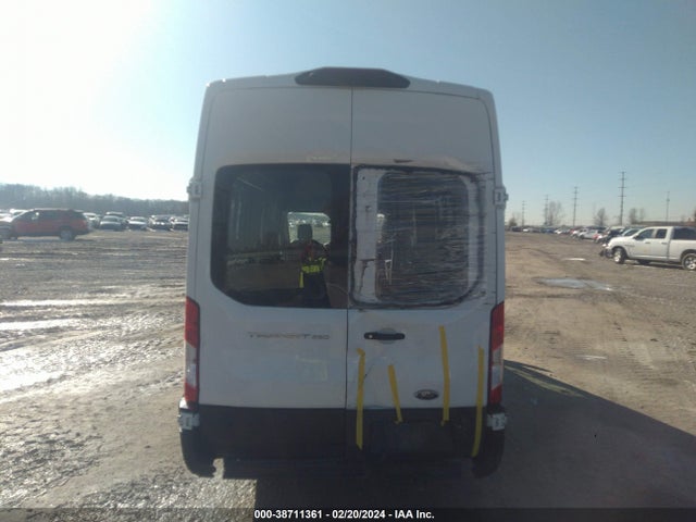 Ford Transit-250 2019 1FTYR3XM1KKB10775 Image 17