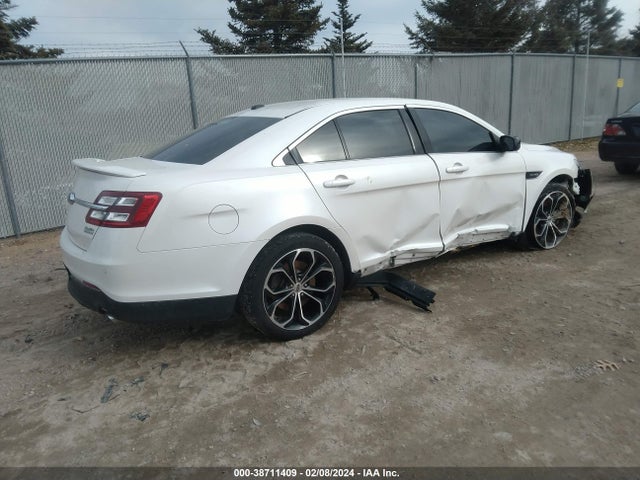 Ford TAURUS SHO 2015 1FAHP2KT3FG167346 Image 4