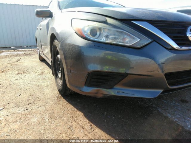1N4AL3AP1JC137771 Nissan Altima 2.5 S