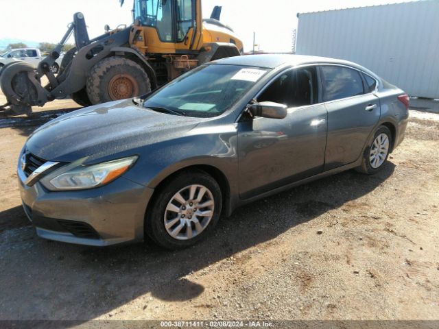 1N4AL3AP1JC137771 Nissan Altima 2.5 S