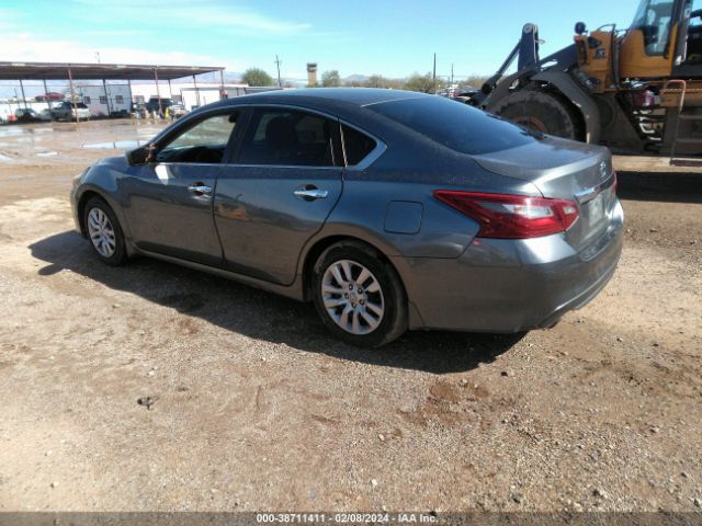 1N4AL3AP1JC137771 Nissan Altima 2.5 S