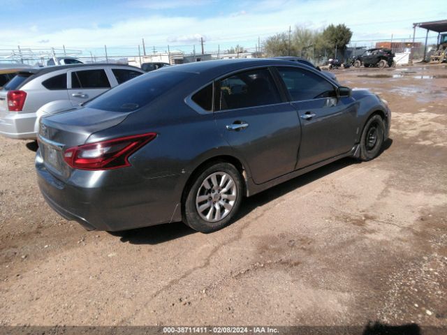 1N4AL3AP1JC137771 Nissan Altima 2.5 S