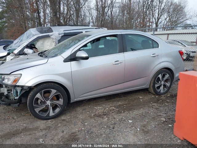 Chevrolet Sonic Premier Auto 2018 1G1JF5SB3J4107917 Image 14