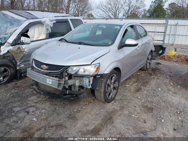 Chevrolet Sonic Premier Auto 2018 1G1JF5SB3J4107917 Image 2