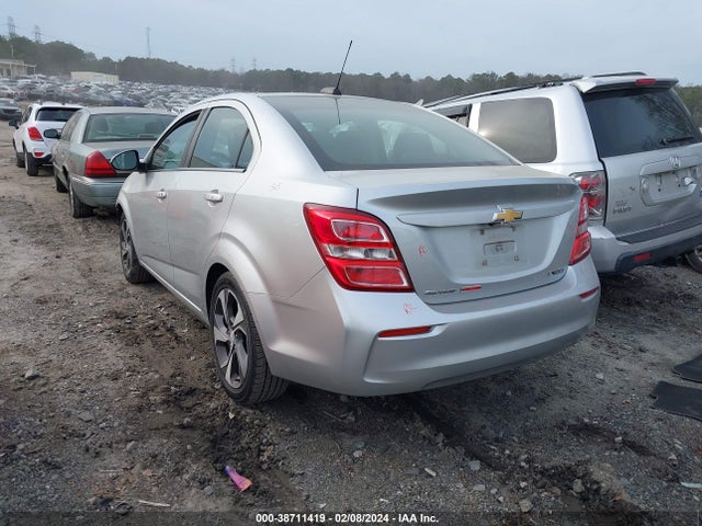 Chevrolet Sonic Premier Auto 2018 1G1JF5SB3J4107917 Image 3