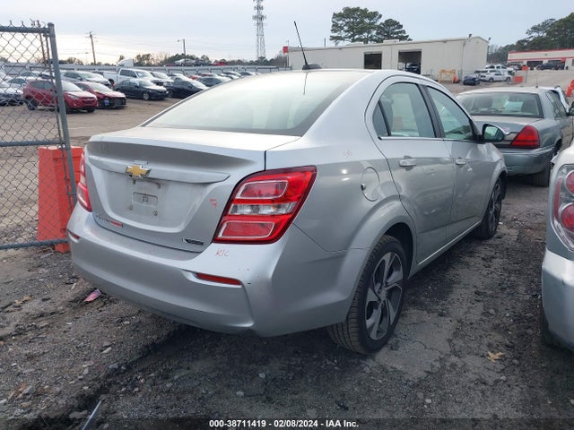Chevrolet Sonic Premier Auto 2018 1G1JF5SB3J4107917 Image 4