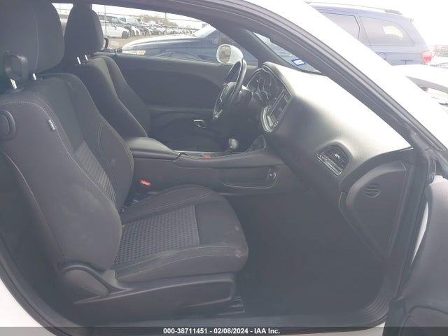 Dodge Challenger Sxt 2019 2C3CDZAG4KH733897 Image 5