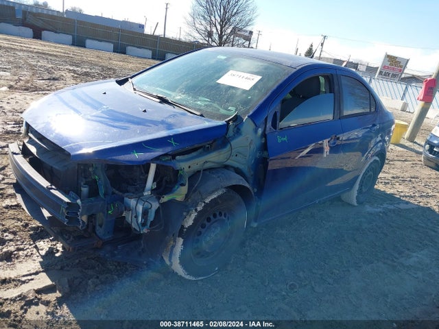 Chevrolet Sonic Ls Auto 2014 1G1JA5SH1E4180096 Image 2