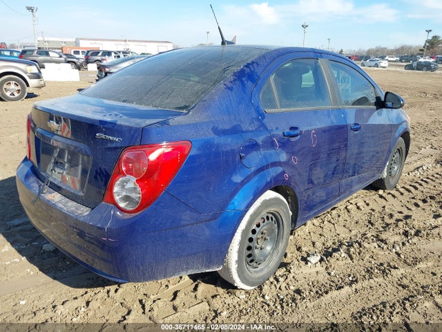Chevrolet Sonic Ls Auto 2014 1G1JA5SH1E4180096 Image 4