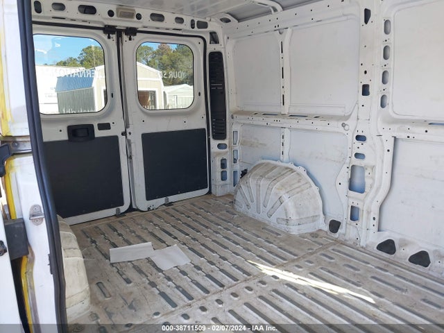 3C6TRVAG0LE127359 RAM Promaster 1500 Low Roof 136 Wb