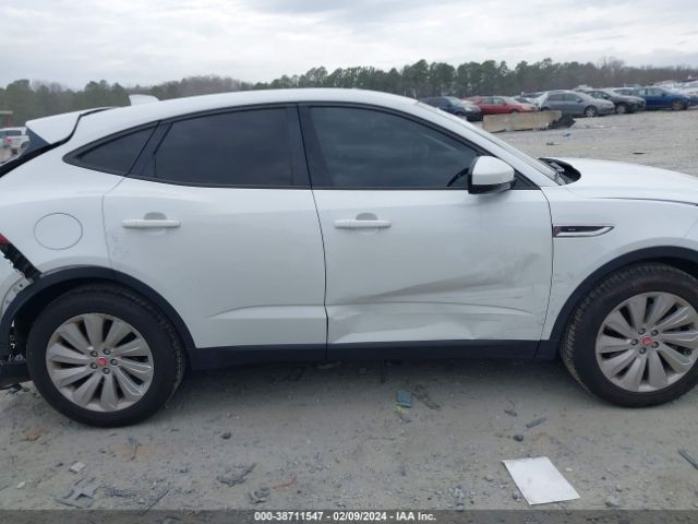 SADFP2FX9K1Z37596 Jaguar E-PACE SE