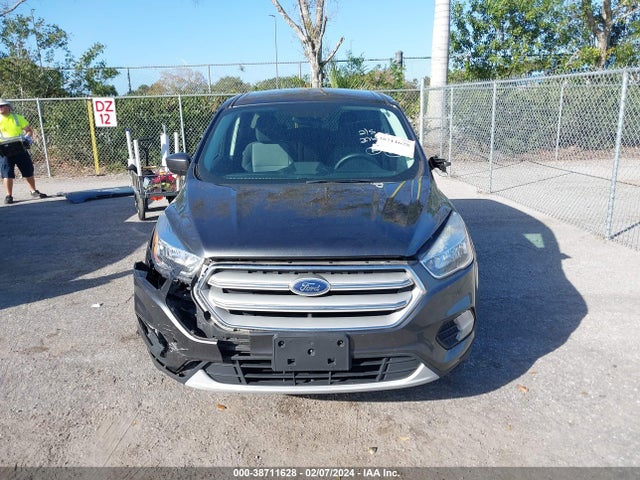 2019 FORD ESCAPE SE VIN: 1FMCU0GD4KUB84540