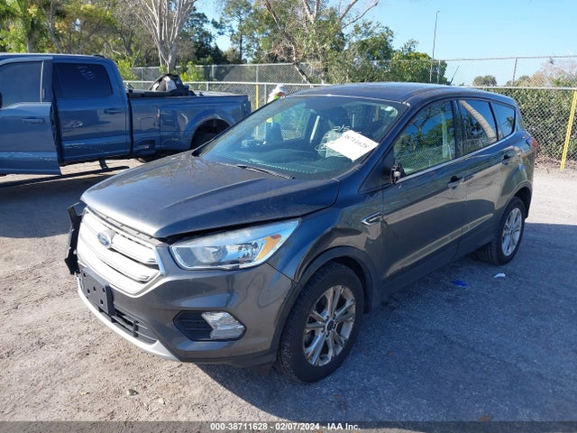 2019 FORD ESCAPE SE VIN: 1FMCU0GD4KUB84540