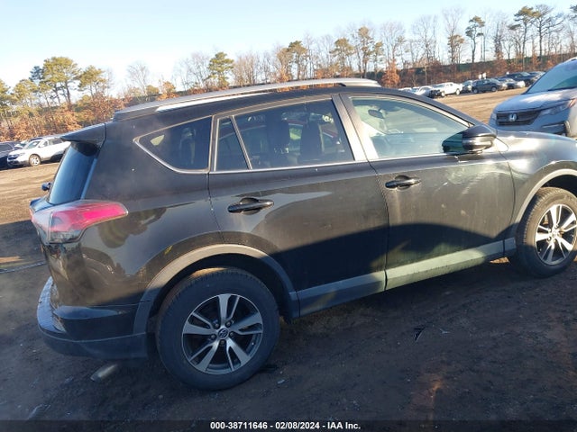 Toyota Rav4 Xle 2018 2T3RFREV7JW735098 Image 13
