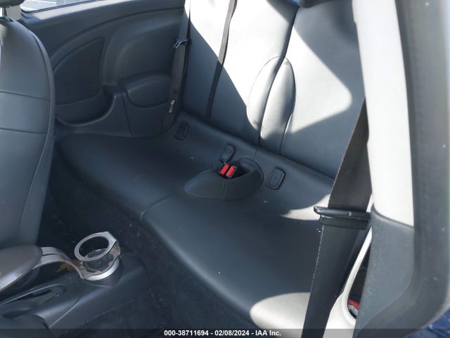2005 MINI COOPER S WMWRE33525TG97310 Photo 7