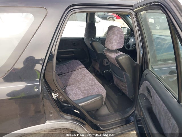 38711747 :رقم المزاد ، JHLRD68404C020536 vin ، 2004 Honda Cr-v Lx مزاد بيع