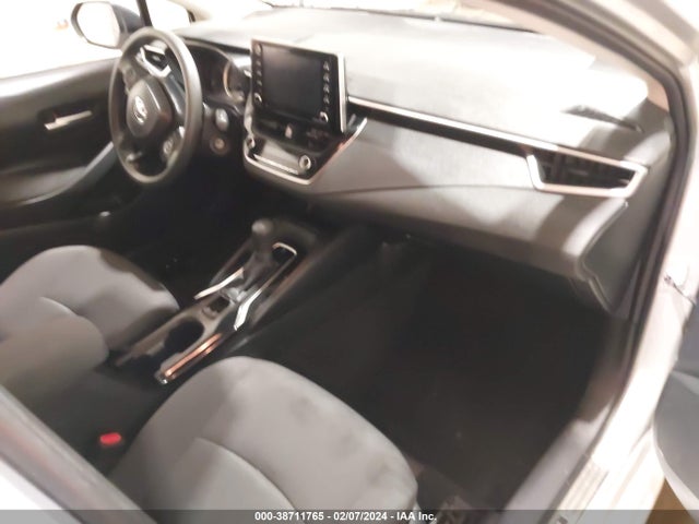 Toyota COROLLA LE 2021 JTDEPMAE4MJ134903 Image 5