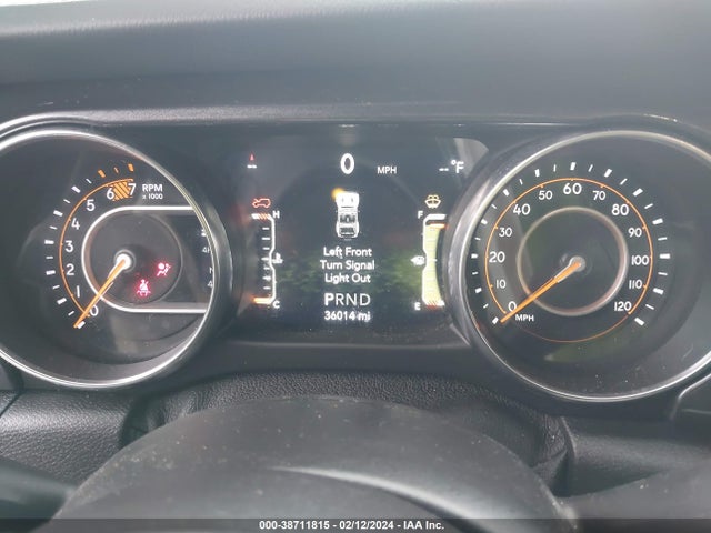 1C4HJXEN8MW731520 Jeep Wrangler Unlimited Sahara Altitude 4x4