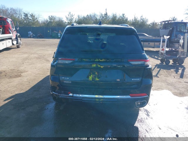 1C4RJHDGXN8565410 Jeep Grand Cherokee Overland 4x4