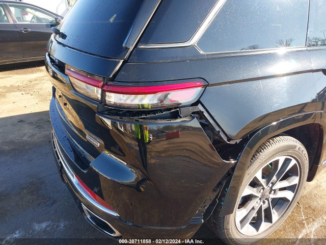 1C4RJHDGXN8565410 Jeep Grand Cherokee Overland 4x4