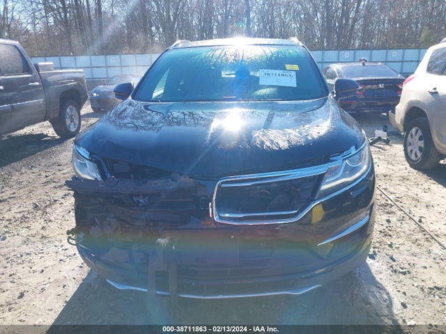 5LMCJ3D90HUL22140 Lincoln Mkc Reserve