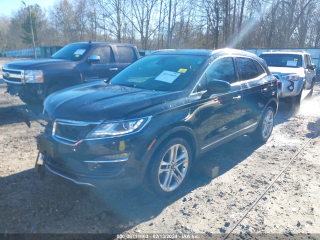 5LMCJ3D90HUL22140 Lincoln Mkc Reserve