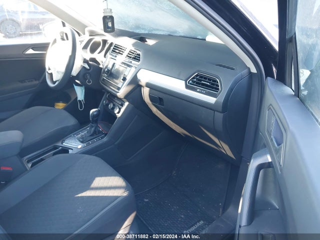 3VV1B7AXXKM088401 Volkswagen Tiguan 2.0t S