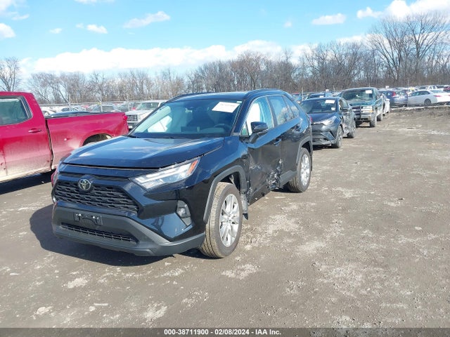 Toyota Rav4 Xle Premium 2023 2T3A1RFV1PW406223 Image 2