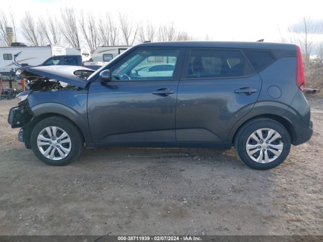 KNDJ23AU8L7113448 KIA SOUL LX
