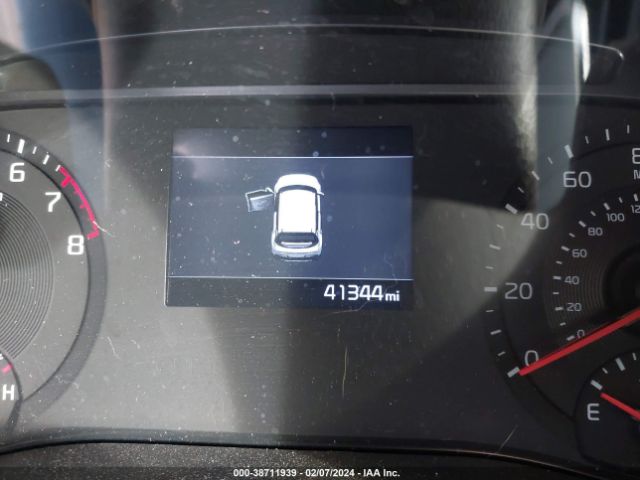 KNDJ23AU8L7113448 KIA SOUL LX