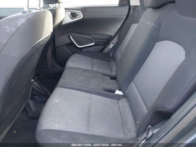 KNDJ23AU8L7113448 KIA SOUL LX