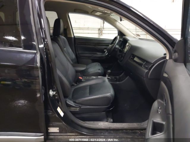 2016 MITSUBISHI OUTLANDER JA4AZ3A39GZ064266 Photo 4