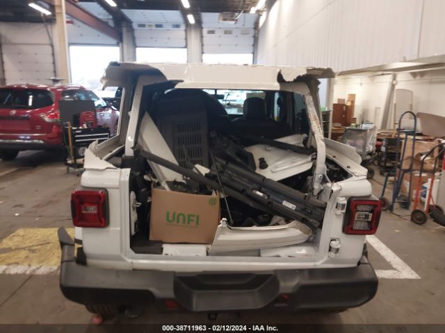 1C4HJXEG6MW839975 Jeep Wrangler Unlimited Sahara 4x4