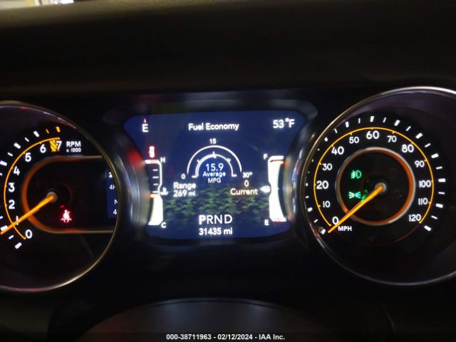 1C4HJXEG6MW839975 Jeep Wrangler Unlimited Sahara 4x4