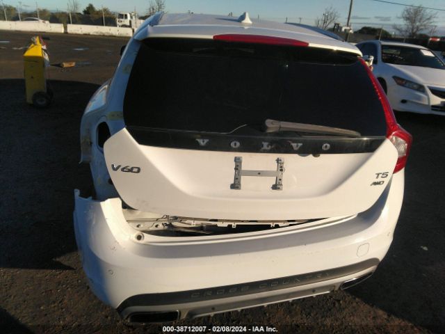 YV4612HK8G1003271 Volvo V60 Cross Country T5