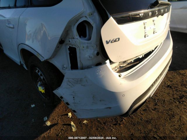 YV4612HK8G1003271 Volvo V60 Cross Country T5