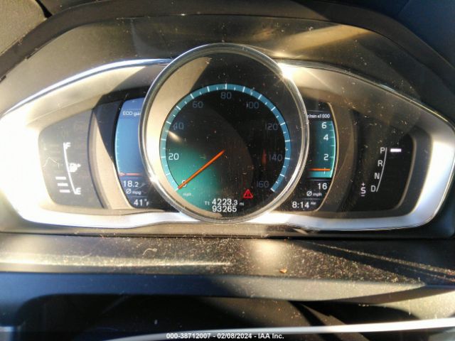 YV4612HK8G1003271 Volvo V60 Cross Country T5